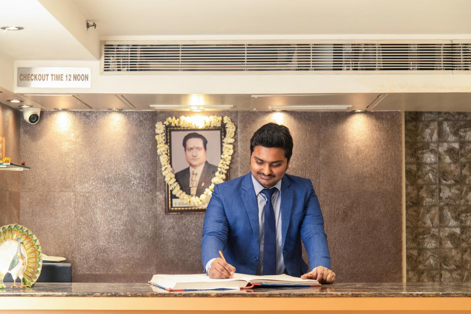 Mayur Hotel New Delhi Eksteriør billede