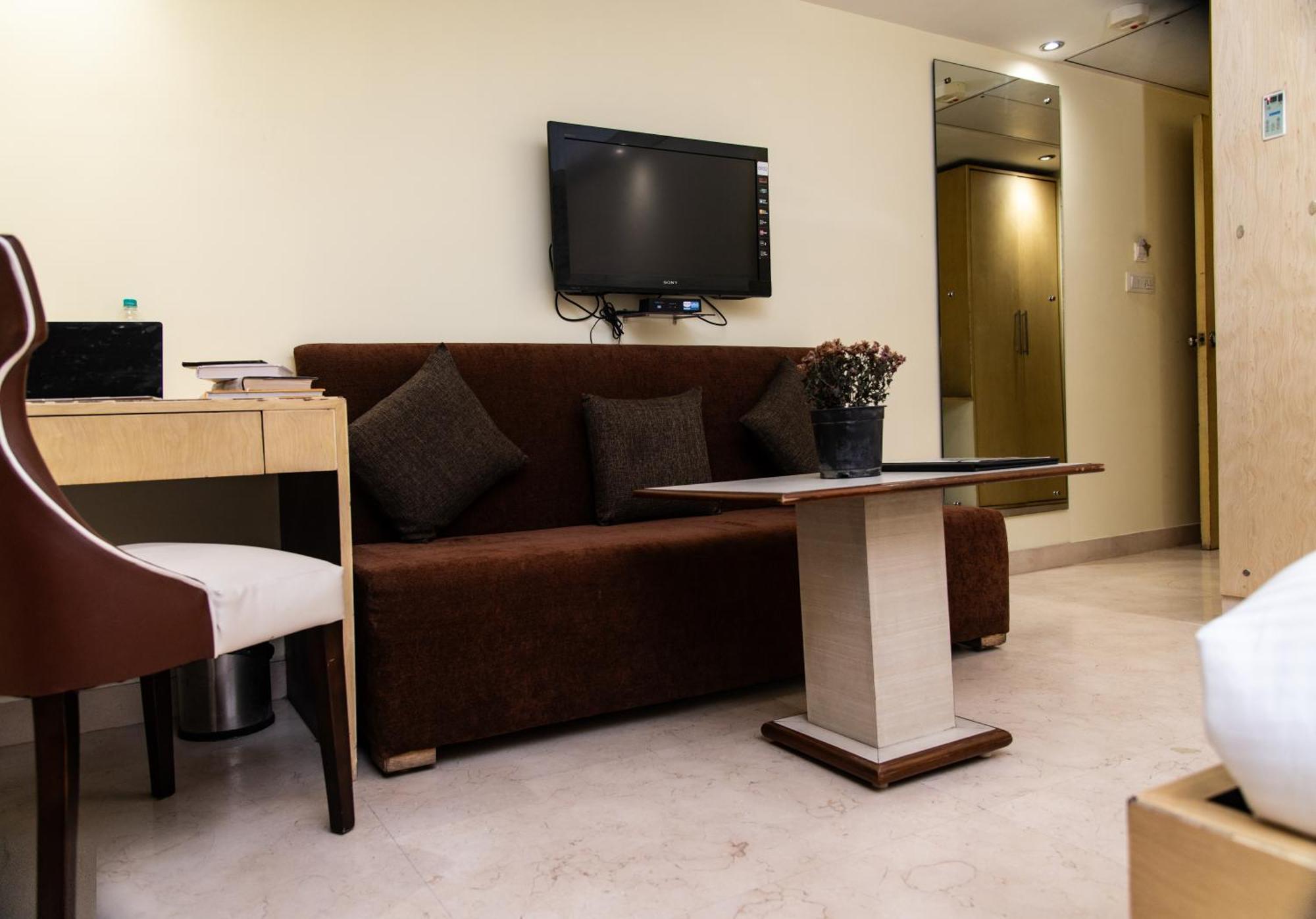 Mayur Hotel New Delhi Eksteriør billede