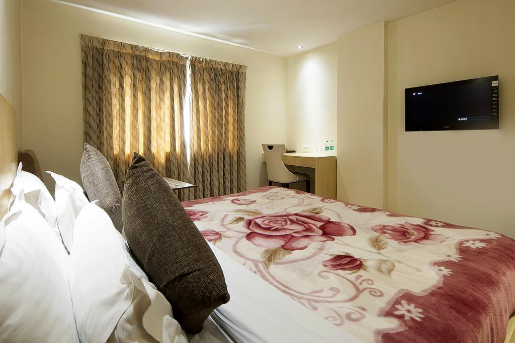 Mayur Hotel New Delhi Eksteriør billede