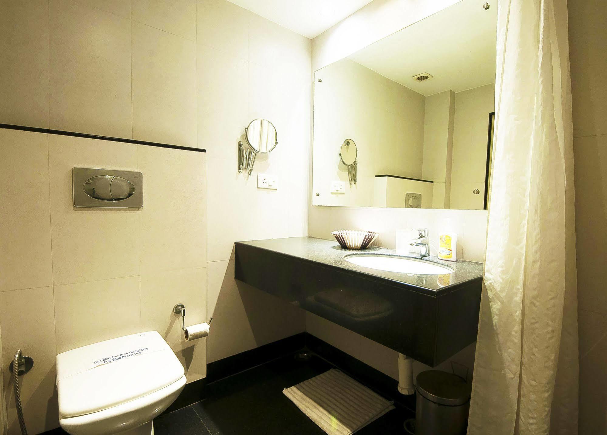 Mayur Hotel New Delhi Eksteriør billede